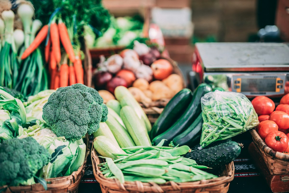 Gesundes Gemüse und Obst für Neuropathie-Ernährung